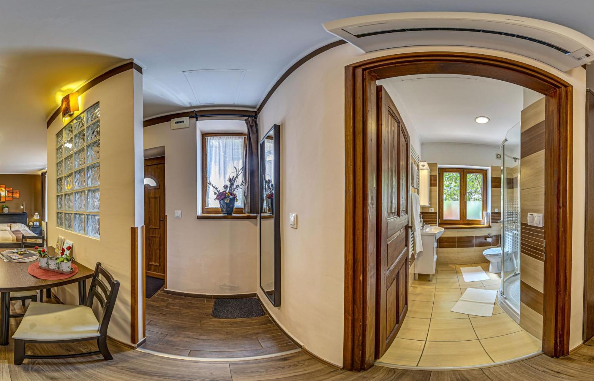 Napraforgo Wellness Haz Es Panzio Bed and Breakfast Pécs Buitenkant foto